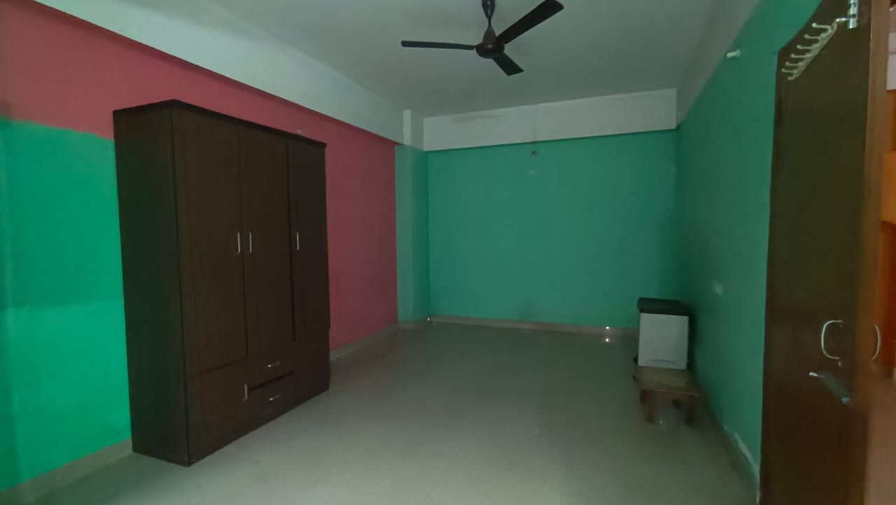 Unfurnished 2bhk in Bormotoria,Sixmile,Guwahati for Rent